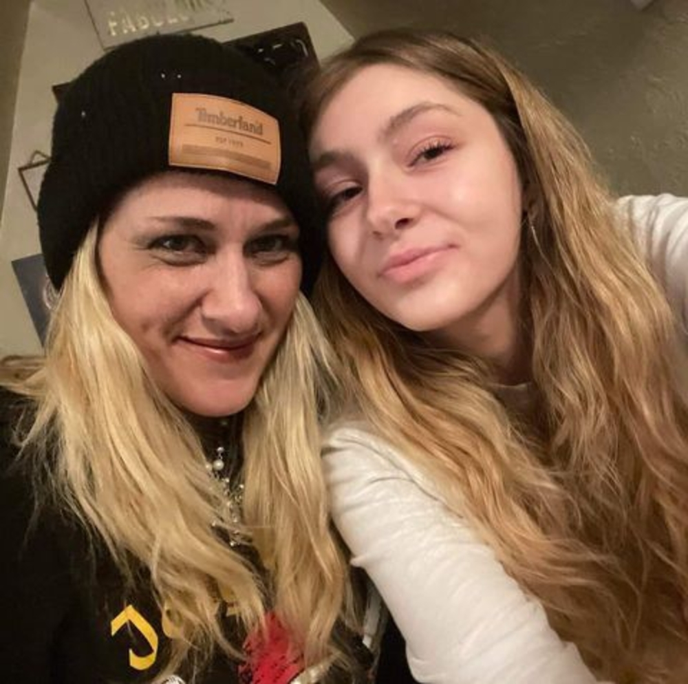 Meet your Posher, Kelly